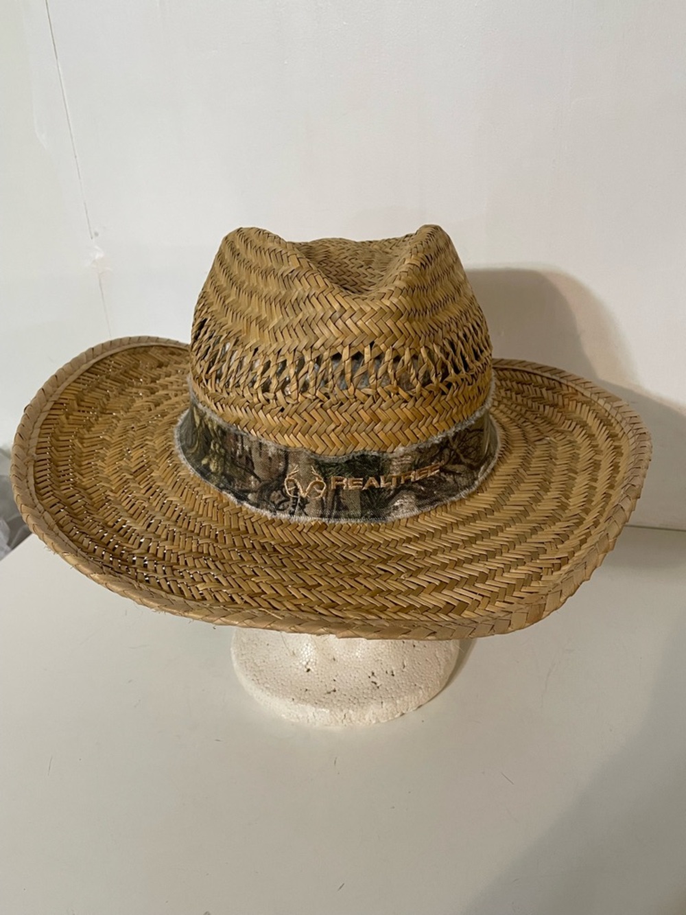 Real Tree Straw Hat - Picture 1 of 7